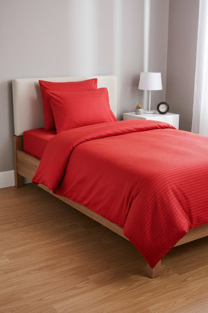 120 × 200 Yataklar İçin 5 Yıldızlı Lüks Otel Tipi Çizgili Pamuk Saten Nevresim Takımı Kırmızı
