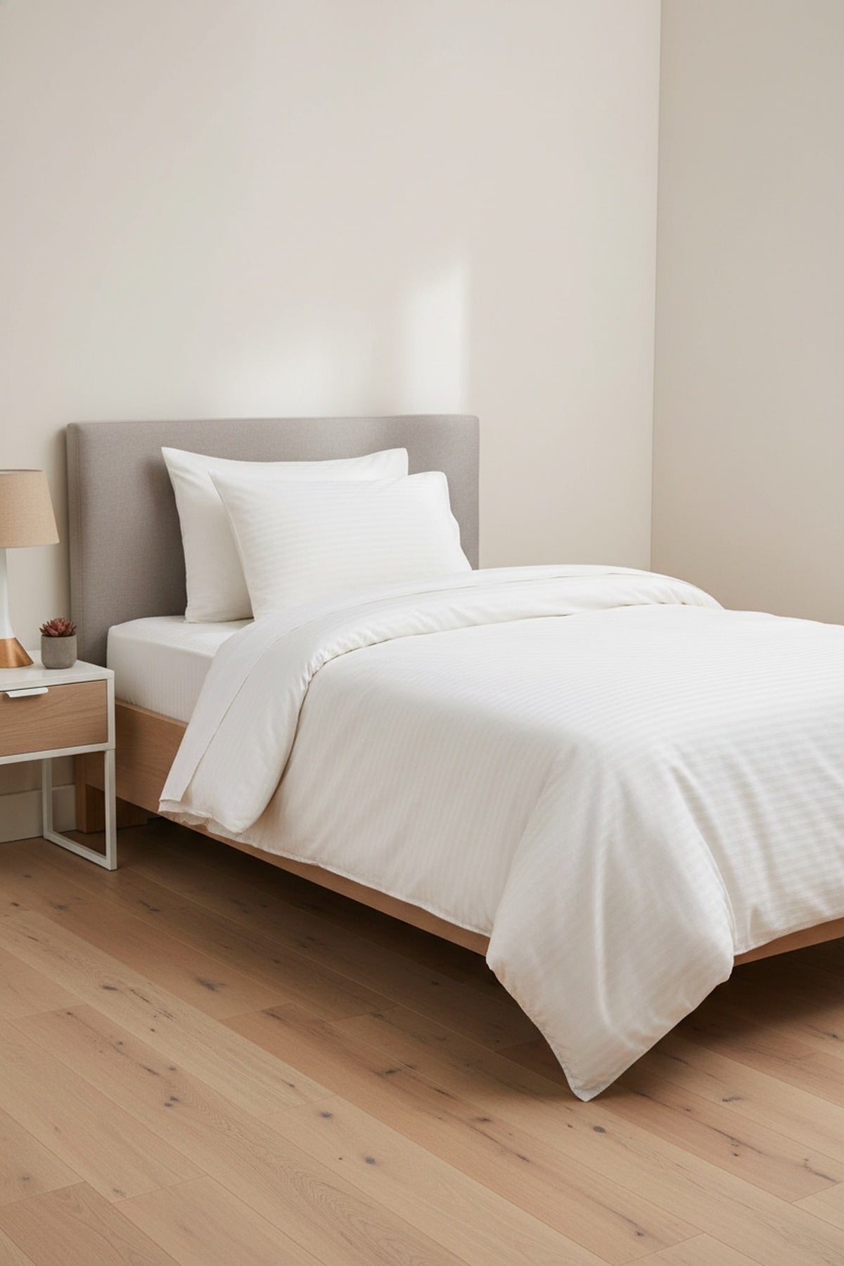 Tek Kişilik 5 Yıldızlı Lüks Otel Tipi Çizgili Pamuk Saten Nevresim Takımı Beyaz
