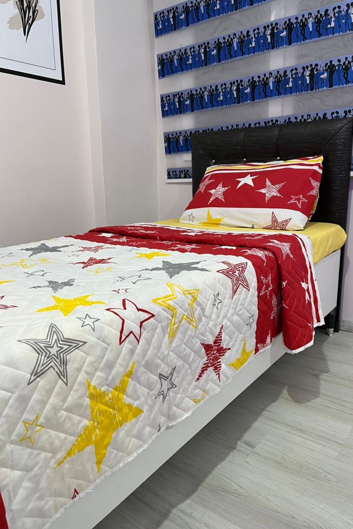 Tek Kişilik Kapitone Çok Amaçlı Taraftar Desenli – Sarı Kırmızı Pike
